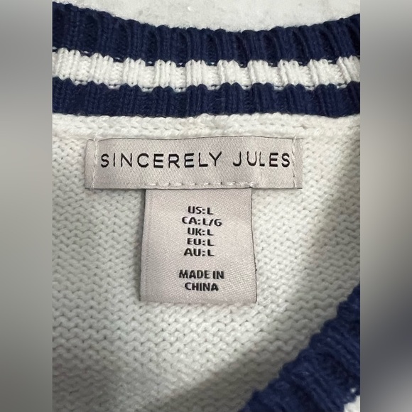 Sincerely Jules "Pickleball Social Club" boxy cropped sweater White/Navy - Picture 4 of 7
